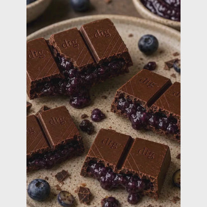Blueberry • 27g Protein • Sugar Free Center-Filled Chocolate Bar • 100g
